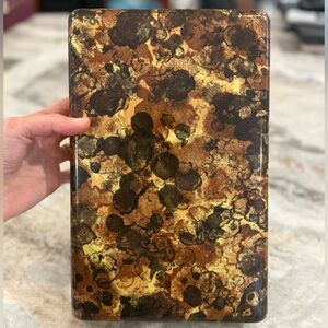 Authenticc vintage 1970s clam shell jewelry box